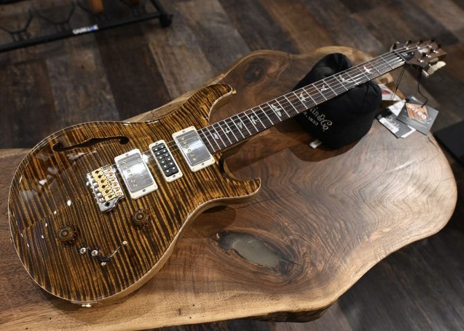 PRS 40th Anniversary Special Semi-Hollow Limited Edition Yellow Tiger #104