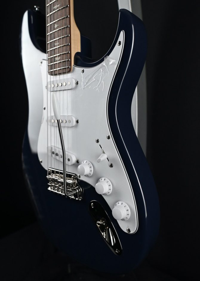 PRS SE Silver Sky Rosewood Trad Blue #413