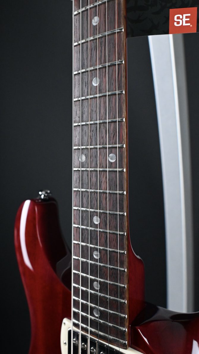 PRS SE DGT Standard Vintage Cherry w/ Moons #587