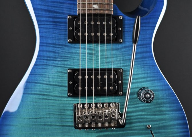 PRS SE Custom 24 Lake Blue #090