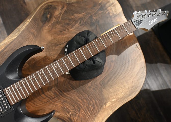 Cort X100OPBK Open Pore Black #102