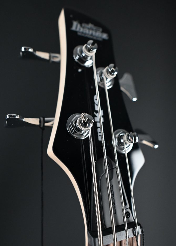 Ibanez GSRM20-BK Gio Series miKro Metallic Purple #513