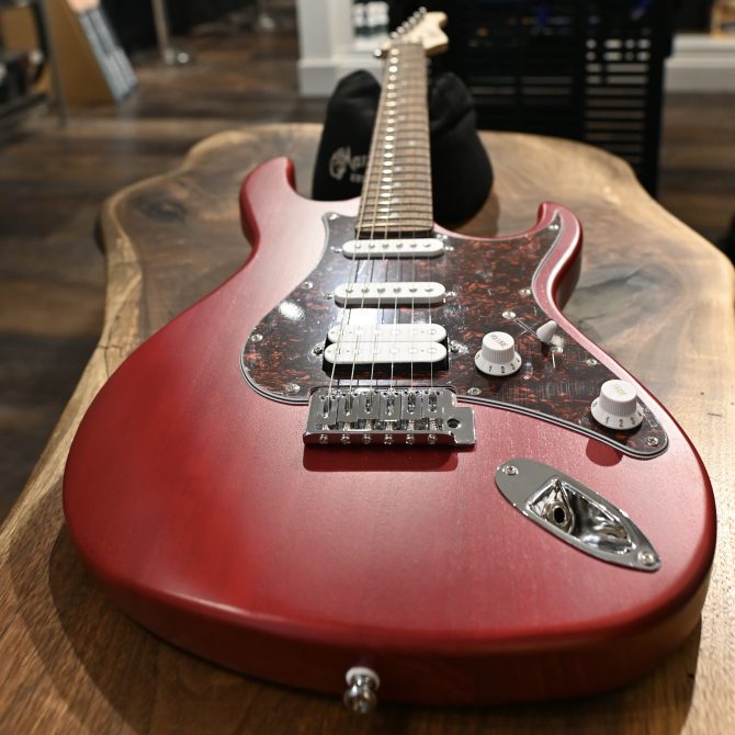 Cort G110OPBC Open Pore Black Cherry #393