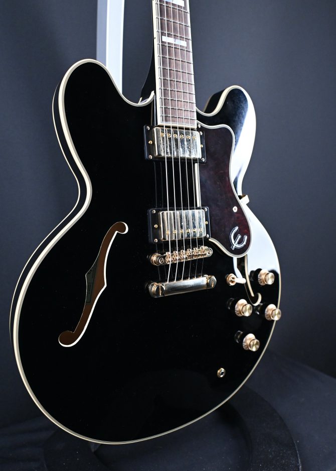 Epiphone Sheraton-II Pro Ebony Thinline Semi-Hollow Ebony