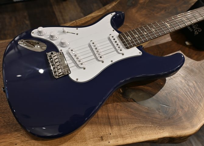 PRS SE Silver Sky "Lefty" Trad Blue #405