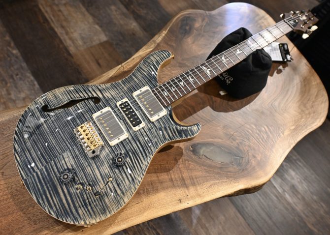PRS 40th Anniversary Special Semi-Hollow Limited Edition Faded Whale Blue #132