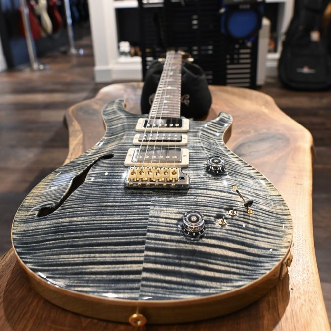 PRS 40th Anniversary Special Semi-Hollow Limited Edition Faded Whale Blue #132