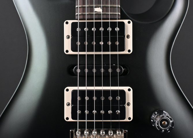 PRS CE 24 Special Satin Sprayer's Choice Black Iridescent #226