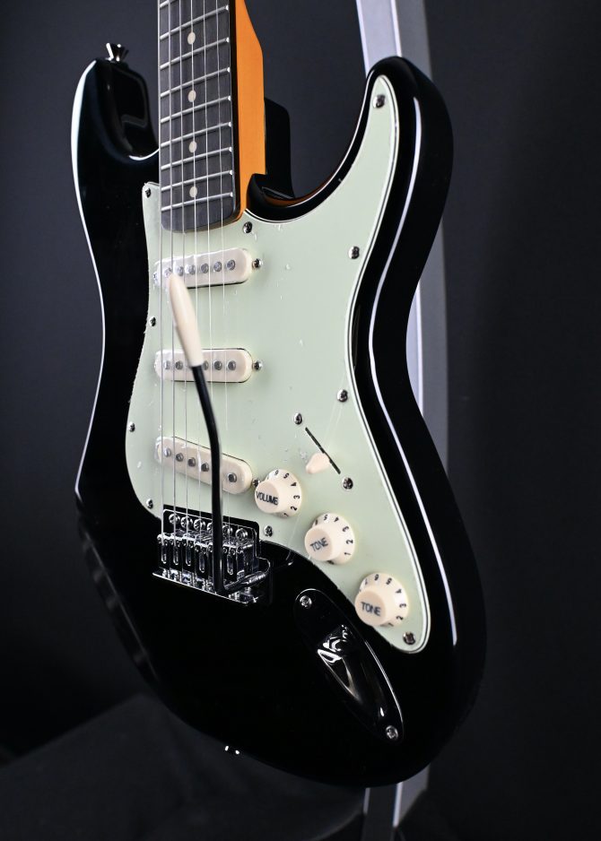 Jay Turser JT-30-BK-A 3/4 Size Double Cutaway Electric Guitar Black #273