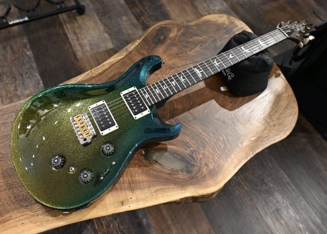 PRS Custom 24 Piezo Sprayer's Choice Blue/Green Holoflake #730