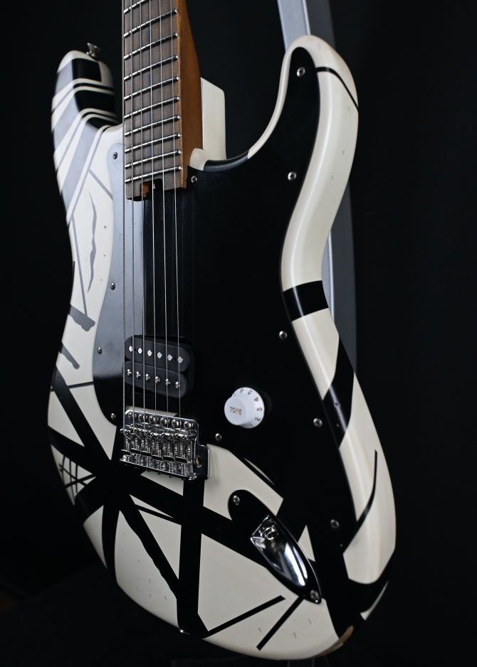 Fender Striped Series '78 Eruption Relic 2022