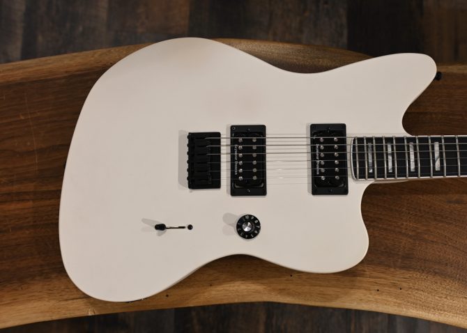 Fender Jim Root Jazzmaster V4 Flat White 2024