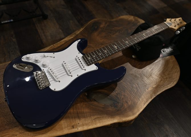 PRS SE Silver Sky "Lefty" Trad Blue #405