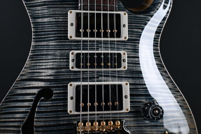 PRS 40th Anniversary Special Semi-Hollow Limited Edition Faded Whale Blue #132