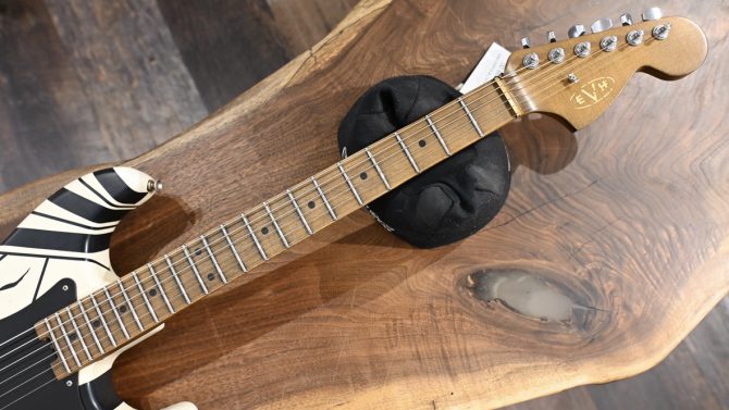 EVH Striped Series '78 Eruption Relic 2022