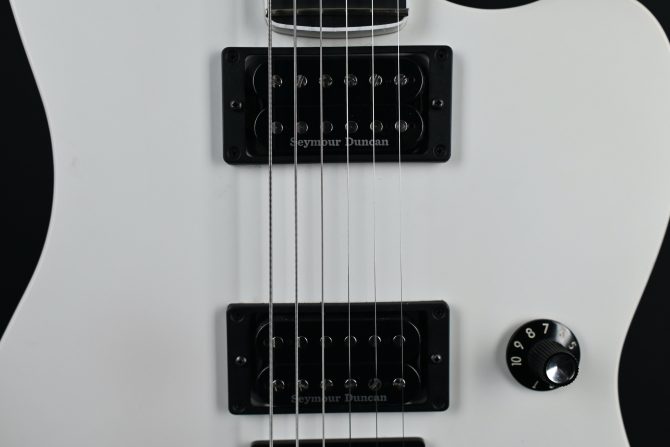 Fender Jim Root Jazzmaster V4 Flat White 2024