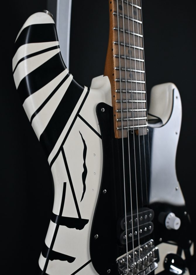 Fender Striped Series '78 Eruption Relic 2022