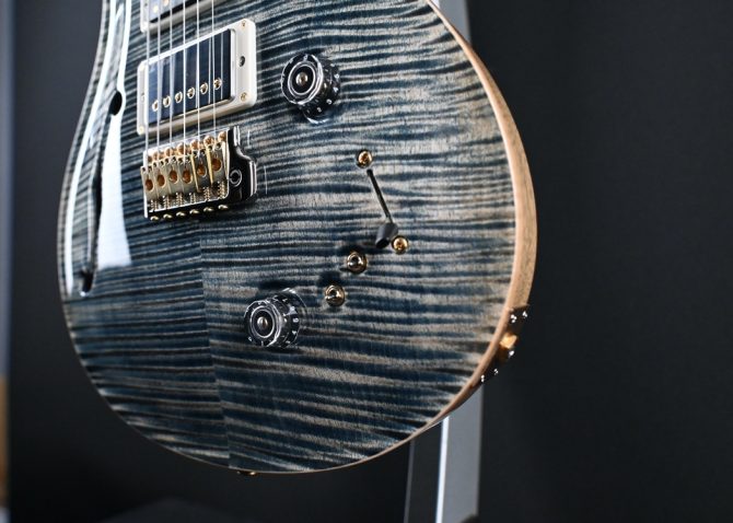 PRS 40th Anniversary Special Semi-Hollow Limited Edition Faded Whale Blue #132