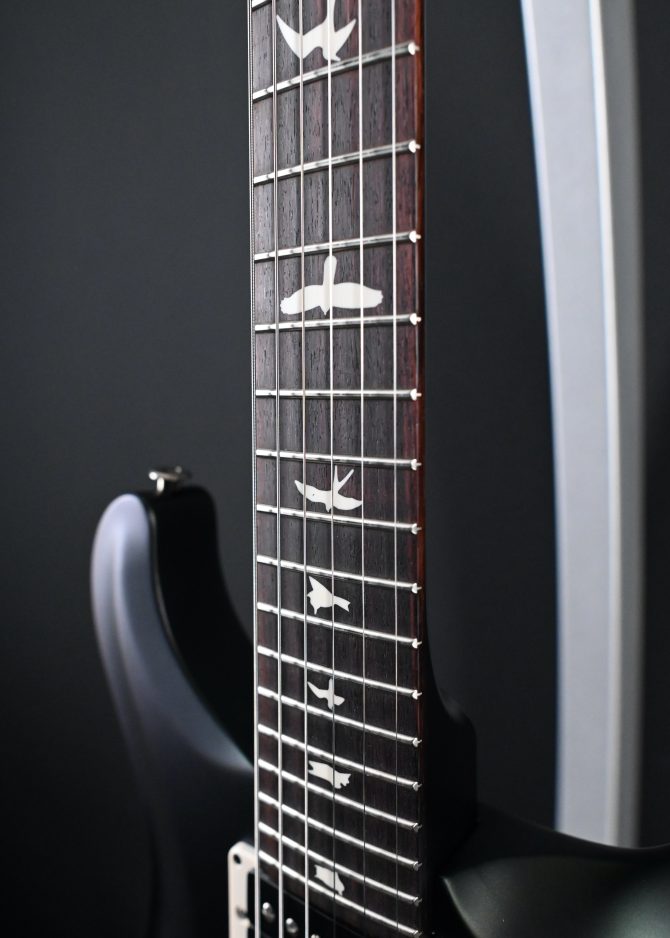 PRS CE 24 Special Satin Sprayer's Choice Black Iridescent #226