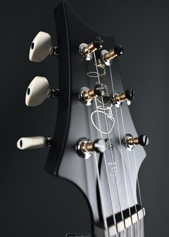 PRS CE 24 Special Satin Sprayer's Choice Black Iridescent #226