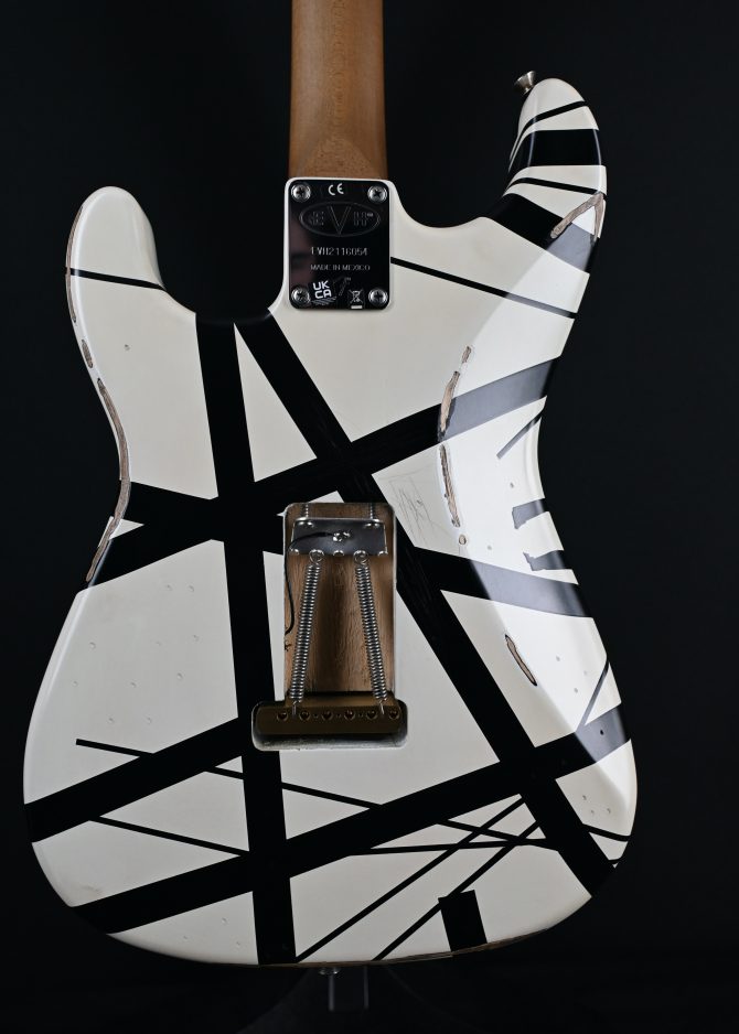 Fender Striped Series '78 Eruption Relic 2022