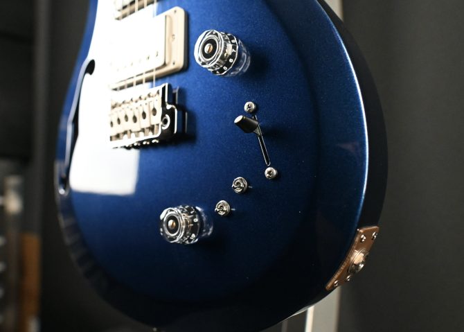 PRS S2 Special Semi-Hollow Royal Blue Metallic #489
