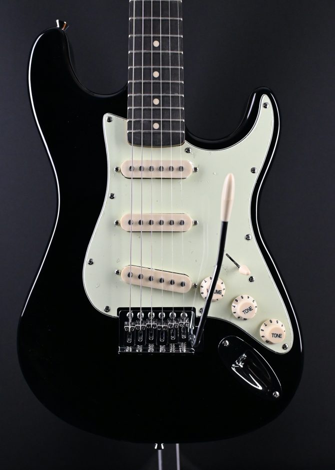 Jay Turser JT-30-BK-A 3/4 Size Double Cutaway Electric Guitar Black #273