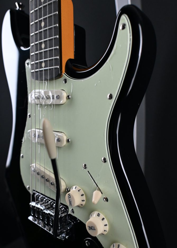 Jay Turser JT-30-BK-A 3/4 Size Double Cutaway Electric Guitar Black #271