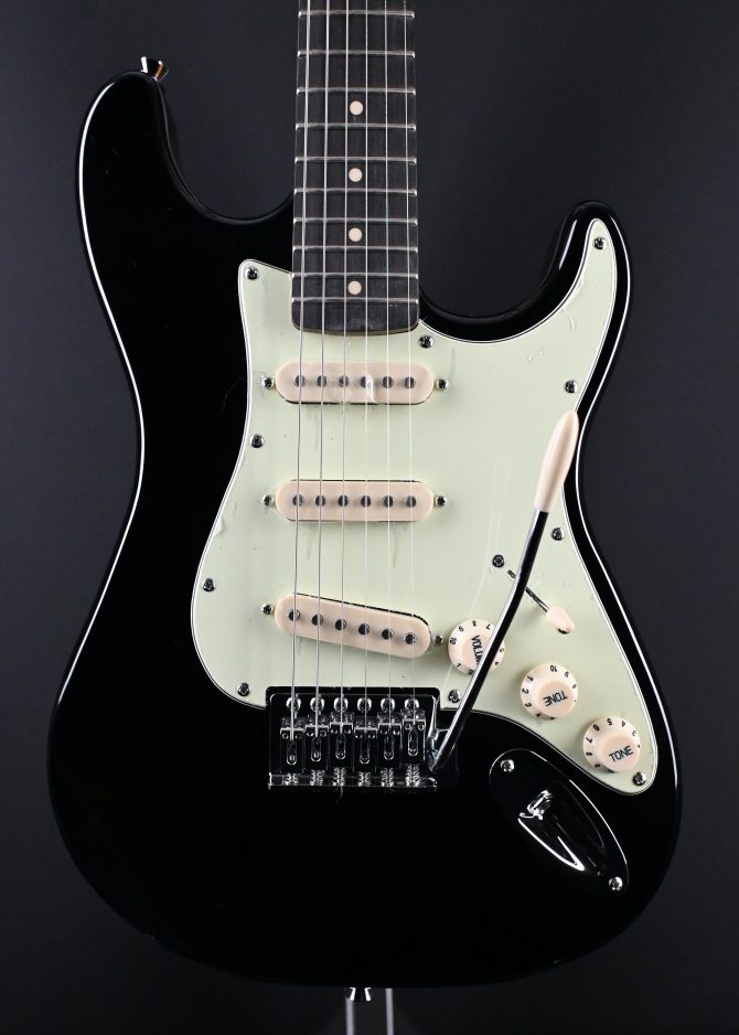 Jay Turser JT-30-BK-A 3/4 Size Double Cutaway Electric Guitar Black #271