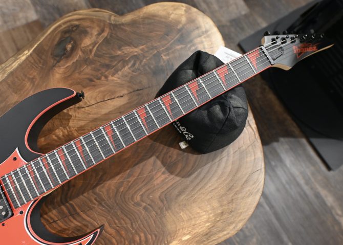 Ibanez GRG131DX-BKF Gio Series Black Flat #748