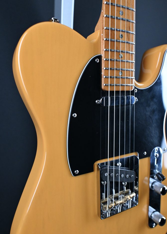 Sire Larry Carlton T3 Butterscotch Blonde 2025