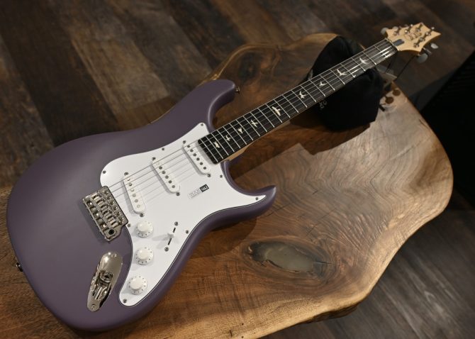 PRS Silver Sky Rosewood Satin Black Plum #944