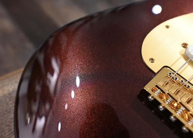 Squier 40th Anniversary Gold Edition Stratocaster Ruby Red