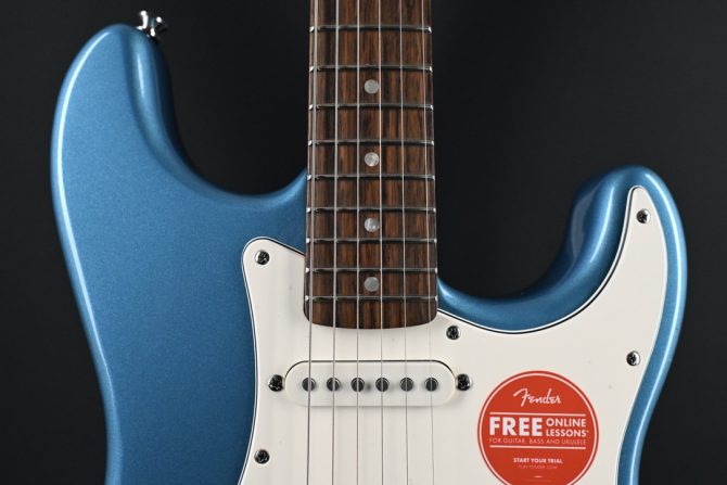 Squier Classic Vibe '60s Stratocaster Lake Placid Blue 2024