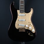 Squier 40th Anniversary Gold Edition Stratocaster Ruby Red