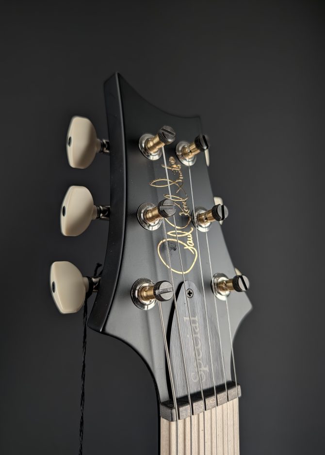 PRS Swamp Ash Special Maple Sprayer's Choice Emerald Holoflake #970