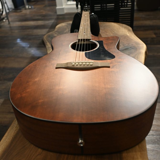 Eastman PCH1-GACE Classic Grand Auditorium #124