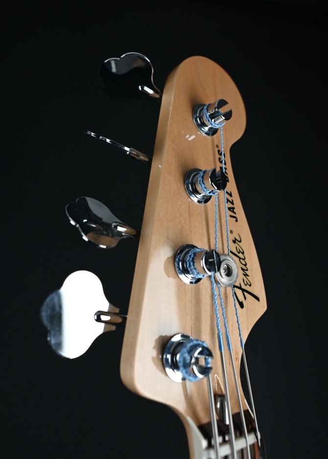 Fender '70s Jazz Bass 3-Color Sunburst w/ Rosewood Fingerboard 2013