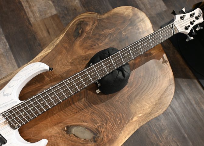 Ibanez BTB865MS-TWF Transparent White Flat Multi-Scale 5-String Bass #451