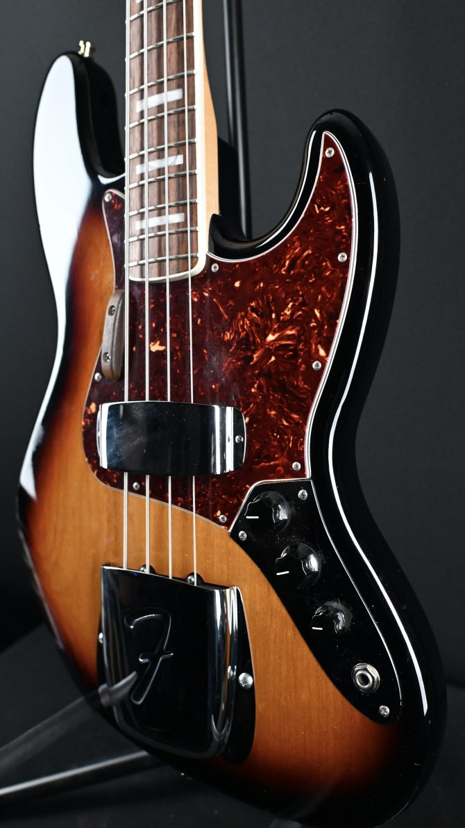 Fender '70s Jazz Bass 3-Color Sunburst w/ Rosewood Fingerboard 2013