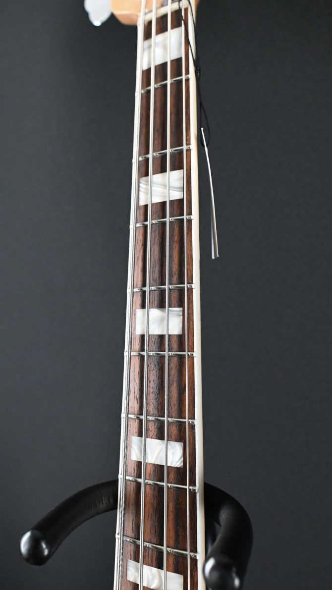 Fender '70s Jazz Bass 3-Color Sunburst w/ Rosewood Fingerboard 2013