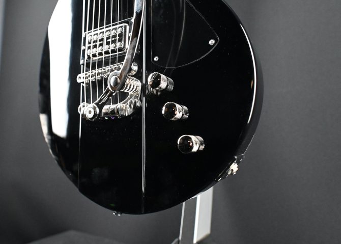 Eastman Juliet NYC Black Electric Guitar #465