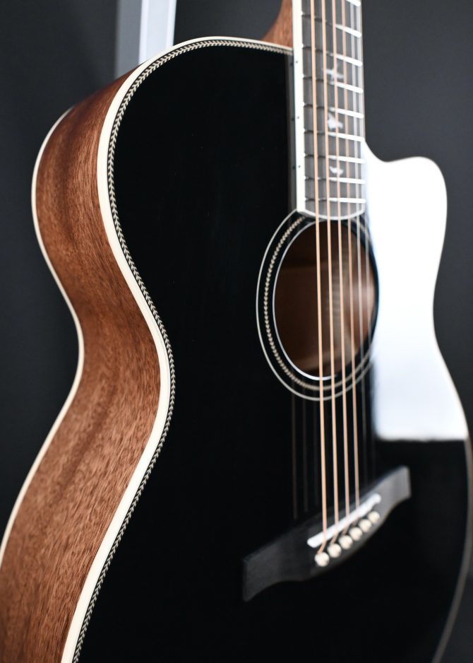 PRS SE Angelus A20E Black Top #880