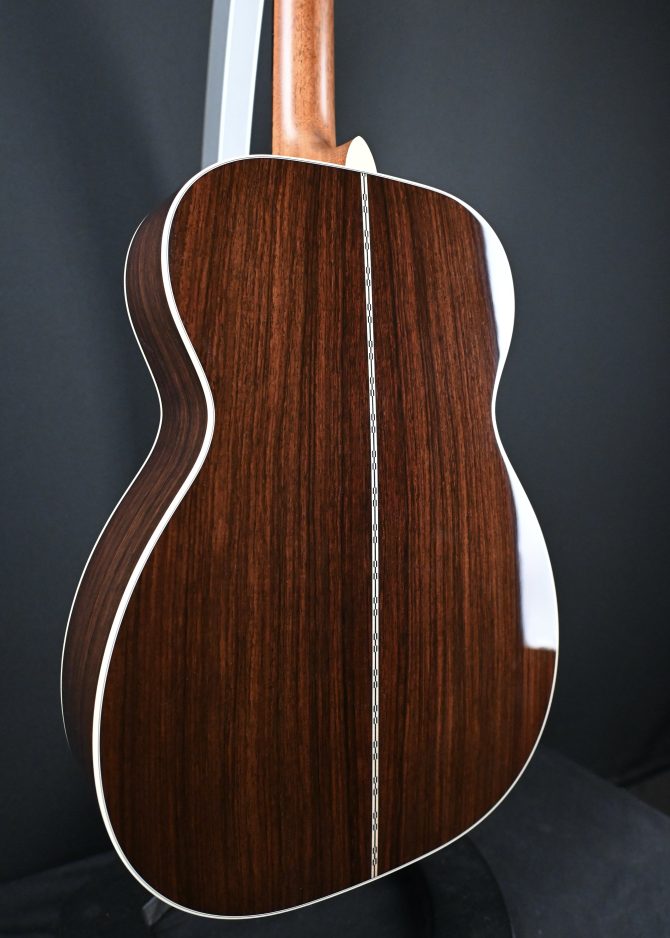 Martin Standard Series 00-28 #235