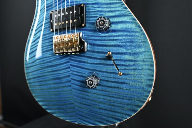 PRS Limited Edition Custom 24 10-Top Arctic Blue #211