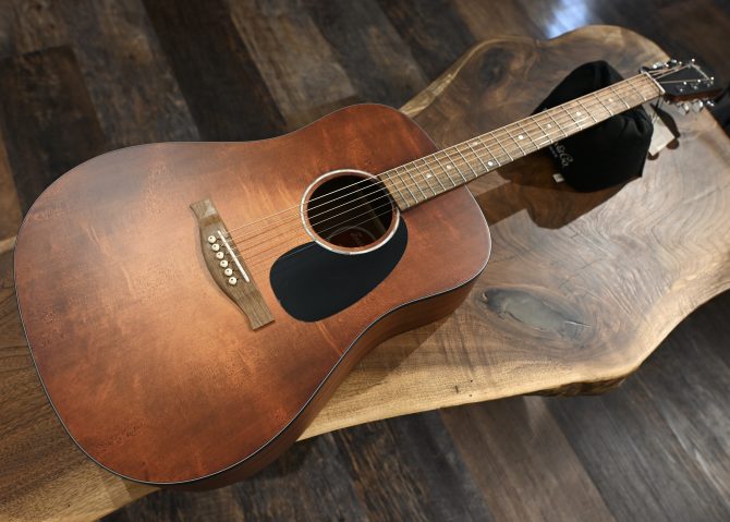Eastman PCH1-D Dreadnought Classic #398