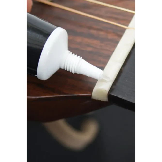 Music Nomad MN106 TUNE-IT – String Instrument Lubricant