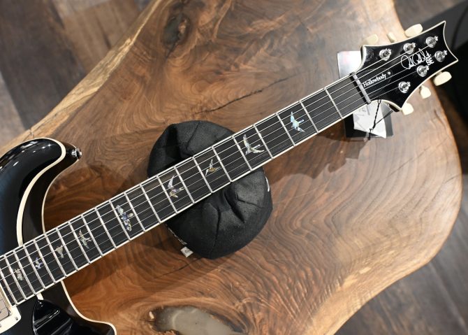 PRS SE Hollowbody II Piezo Peacock Blue Smokeburst #562