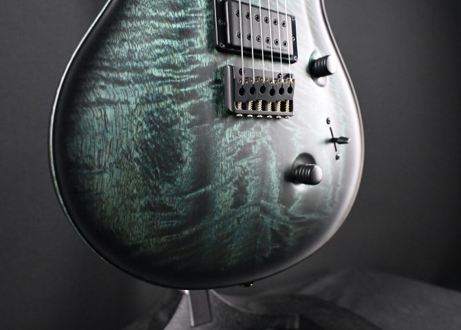 PRS Mark Holcomb Signature Cobalt Smokeburst #092