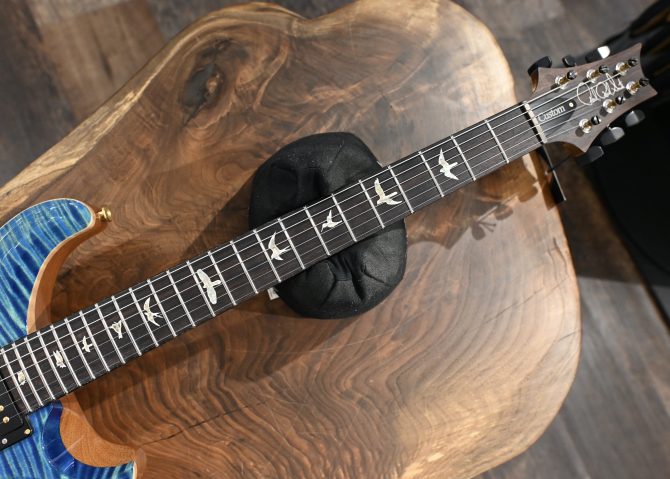 PRS Limited Edition Custom 24 10-Top Arctic Blue #211